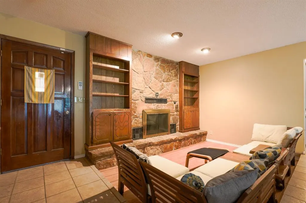 Photo 12 — 8 Woodcrest, Shawnee, OK 74804