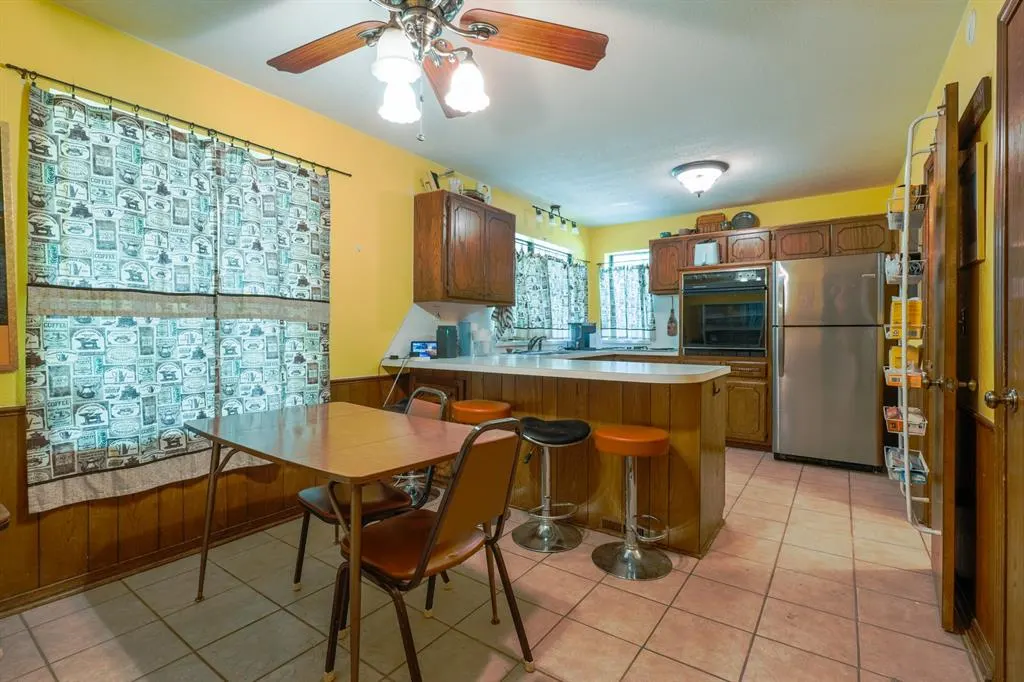 Photo 22 — 8 Woodcrest, Shawnee, OK 74804