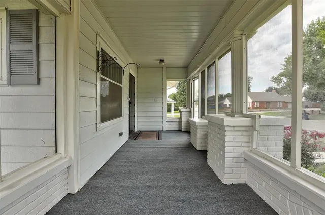 Photo 5 — 811 S Hoff Avenue, El Reno, OK 73036
