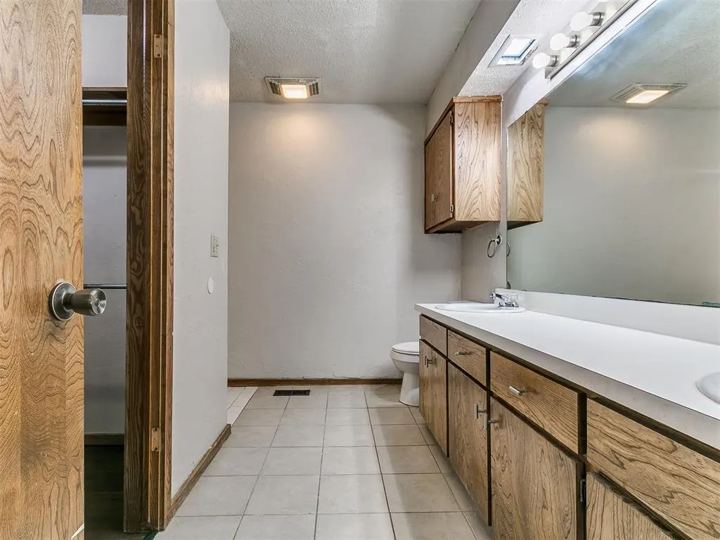 Photo 36 — 4838 NW 26th Street, Oklahoma City, OK 73127