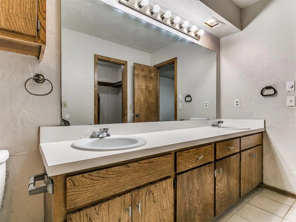 Photo 37 — 4838 NW 26th Street, Oklahoma City, OK 73127