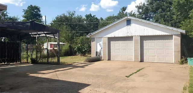 Photo 4 — 321 SE 49th Street, Oklahoma City, OK 73129
