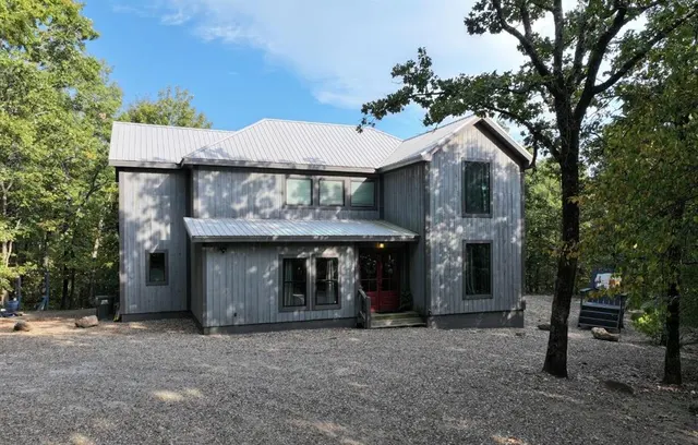 Front exterior — 469 Woodland Hills Trail, Broken Bow, OK 74728