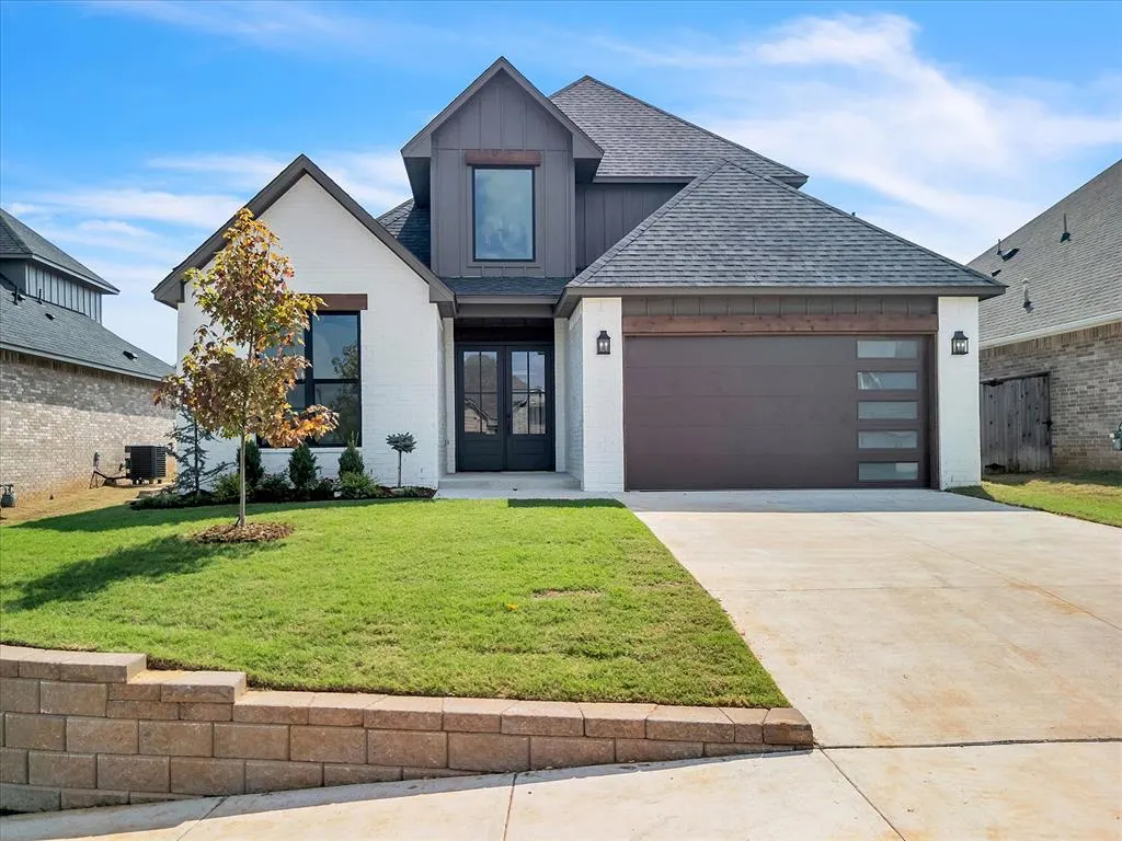 Front exterior — 3548 Paso Robles, Edmond, OK 73034