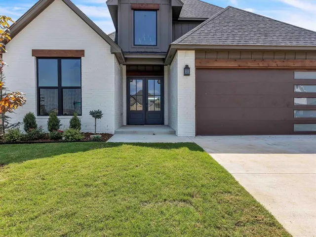 Photo 2 — 3548 Paso Robles, Edmond, OK 73034