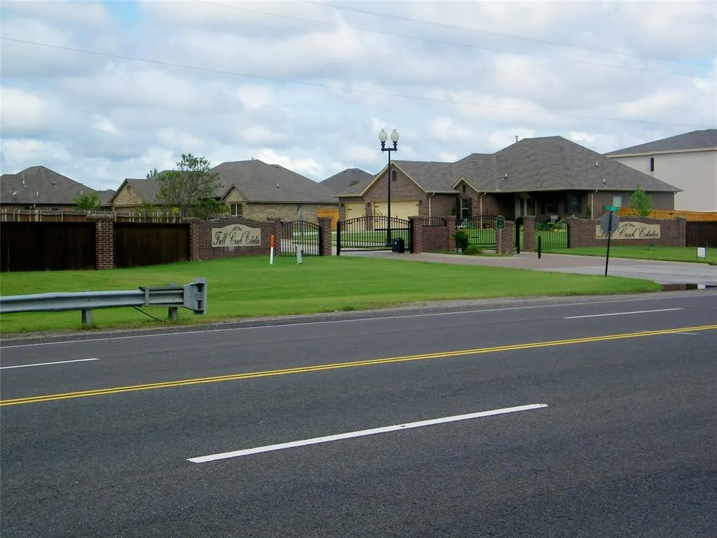 Photo 4 — 00 S Harrah Road, Harrah, OK 73045