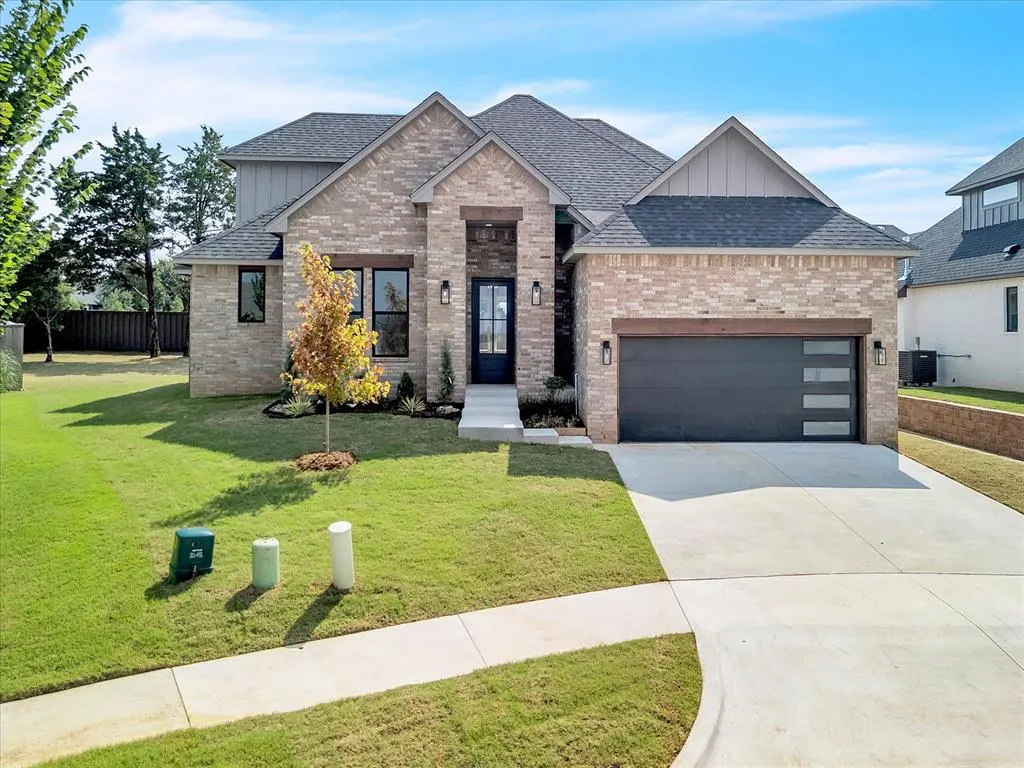 Front exterior — 3556 Paso Robles, Edmond, OK 73034