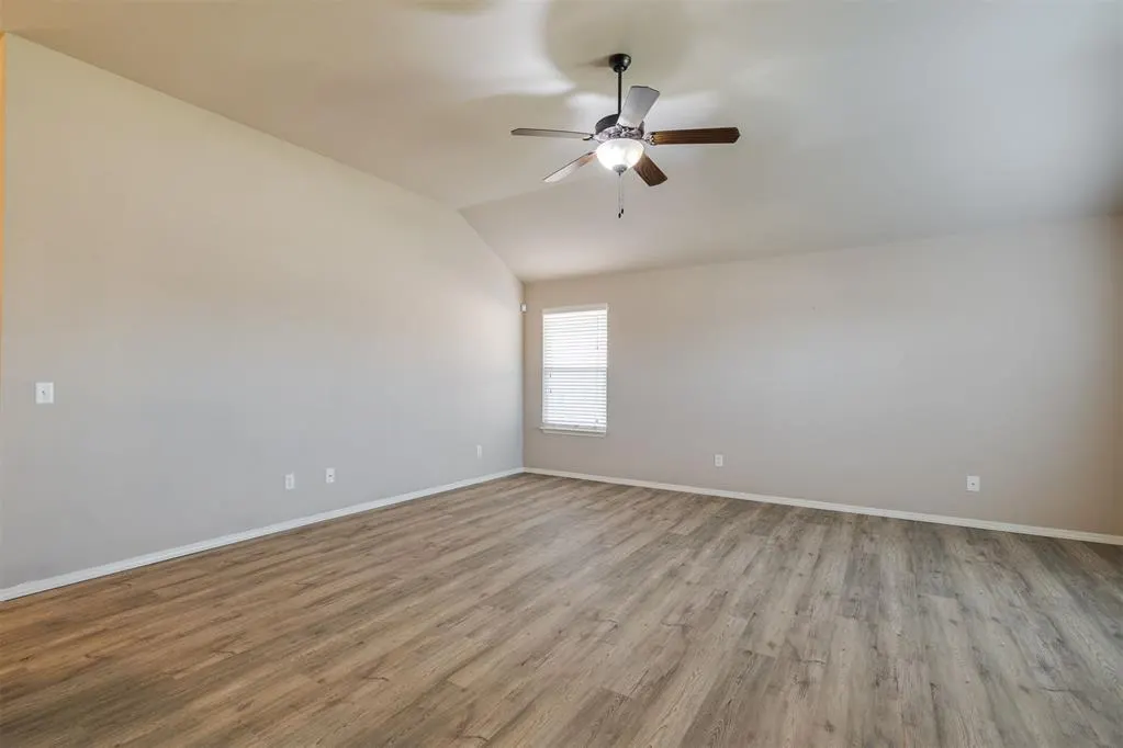 Photo 11 — 9504 SW 25th Street, Oklahoma City, OK 73128