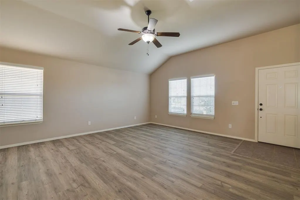 Photo 13 — 9504 SW 25th Street, Oklahoma City, OK 73128