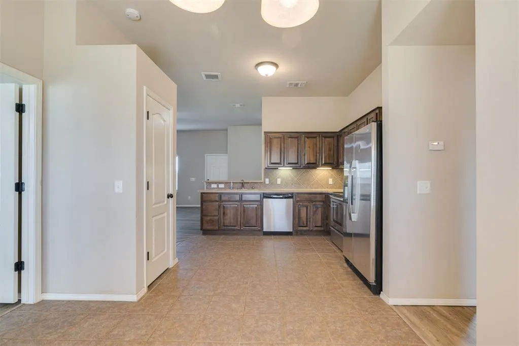 Photo 29 — 9504 SW 25th Street, Oklahoma City, OK 73128