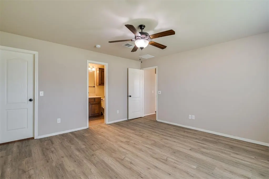 Photo 34 — 9504 SW 25th Street, Oklahoma City, OK 73128