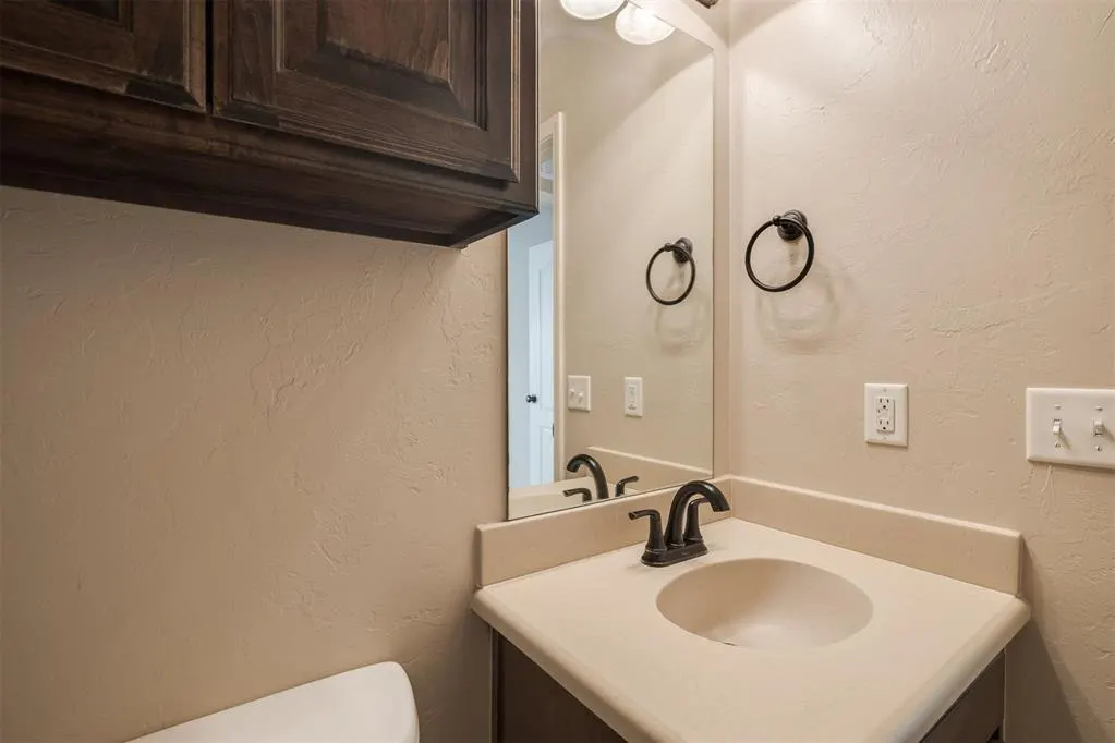 Photo 46 — 9504 SW 25th Street, Oklahoma City, OK 73128