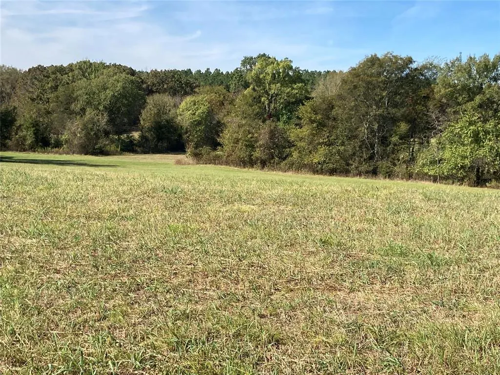 Photo 4 — 901 Sycamore Bend Loop, Broken Bow, OK 74728