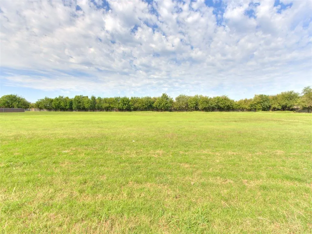 Photo 2 — 8701 S May Avenue, Oklahoma City, OK 73159