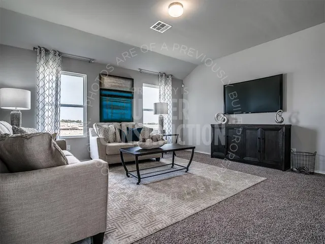 Photo 5 — 1192 Sunflower Lane, Newcastle, OK 73065
