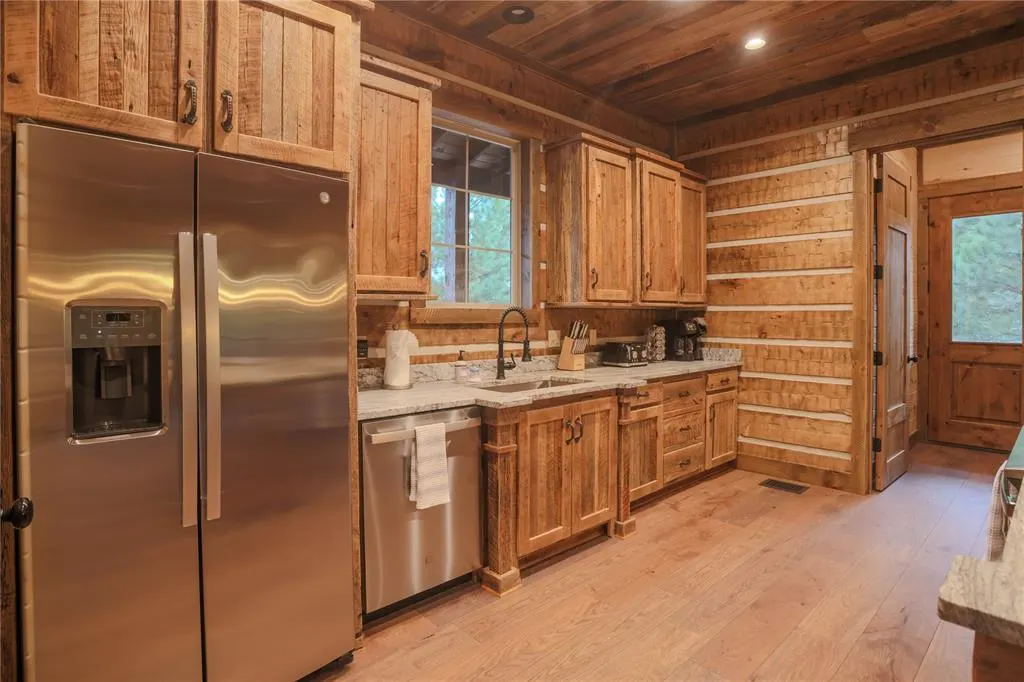 Photo 11 — 227 Twisted Vine Court, Broken Bow, OK 74728