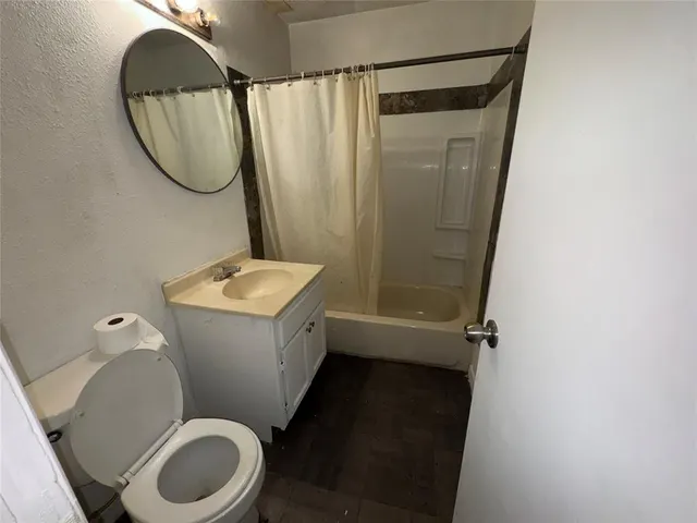 Photo 5 — 1309 Jefferson Street, Seminole, OK 74868