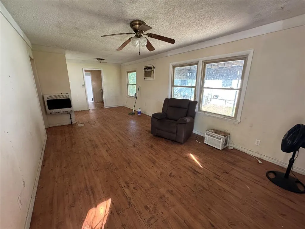 Photo 8 — 1309 Jefferson Street, Seminole, OK 74868