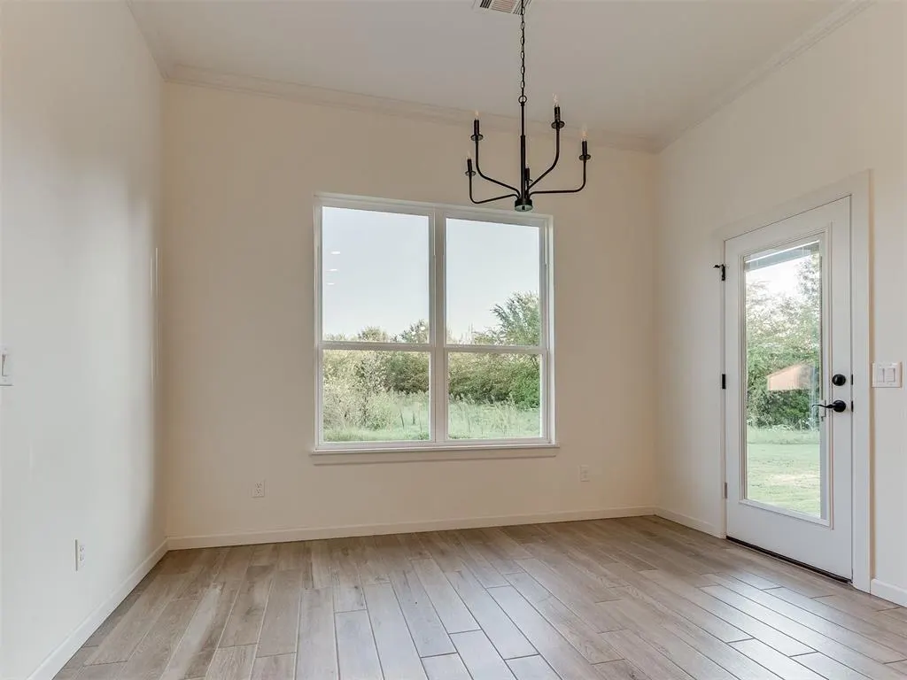 Photo 7 — 11601 SW 14th Street, Yukon, OK 73099