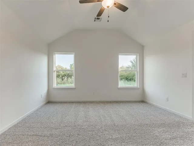 Photo 8 — 11601 SW 14th Street, Yukon, OK 73099