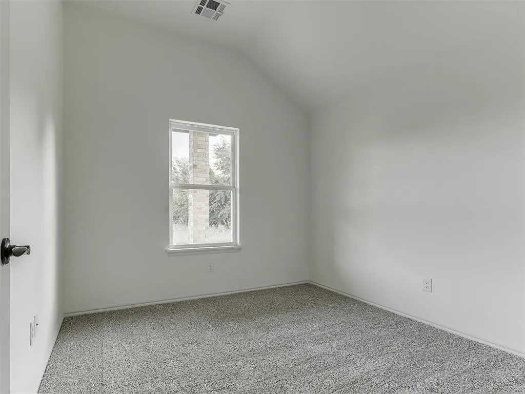 Photo 21 — 11601 SW 14th Street, Yukon, OK 73099