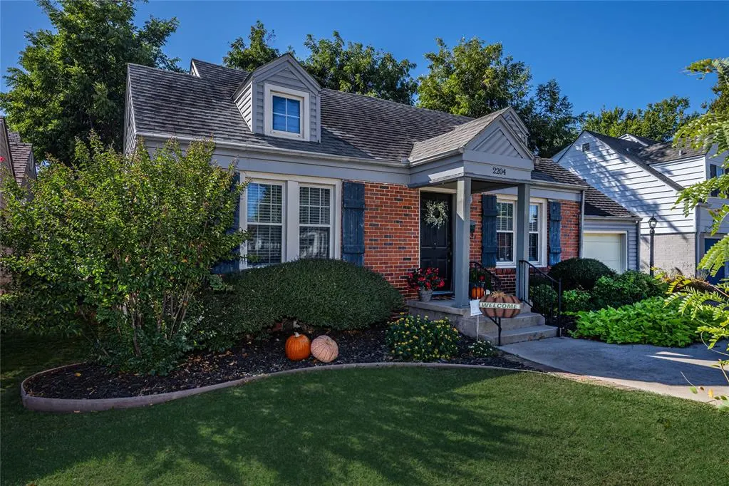 Front exterior — 2204 NW 30th Street, Oklahoma City, OK 73112