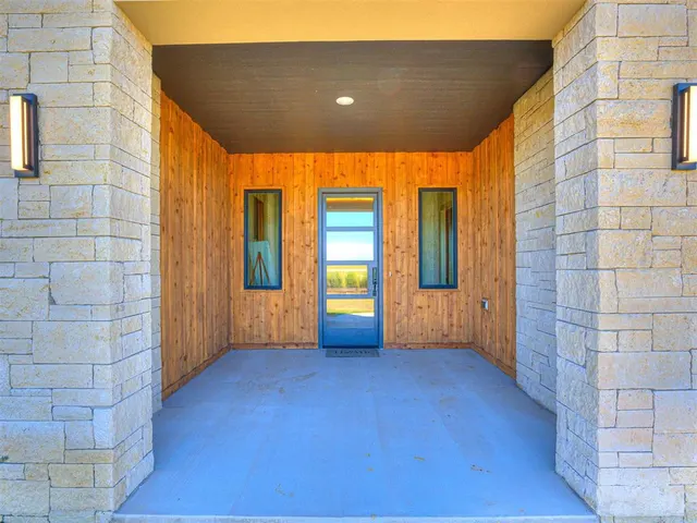 Photo 5 — 1331 High Meadow Lane, Goldsby, OK 73093