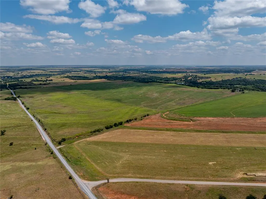 Photo 12 — 12083 E County Street 2580 Street, Lookeba, OK 73053