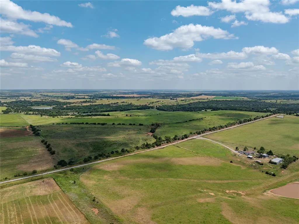 Photo 9 — 12199 county street 2570 Street, Lookeba, OK 73053