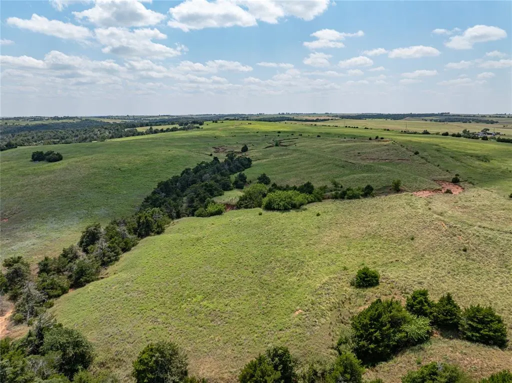 Photo 21 — 12199 county street 2570 Street, Lookeba, OK 73053