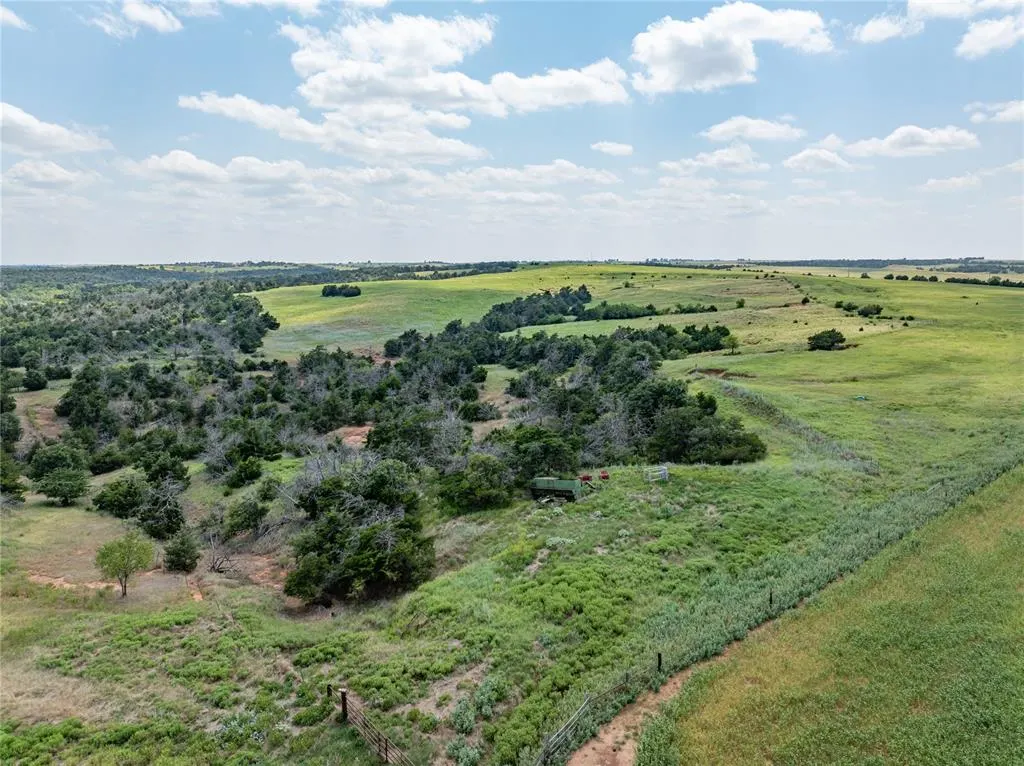 Photo 24 — 12199 county street 2570 Street, Lookeba, OK 73053