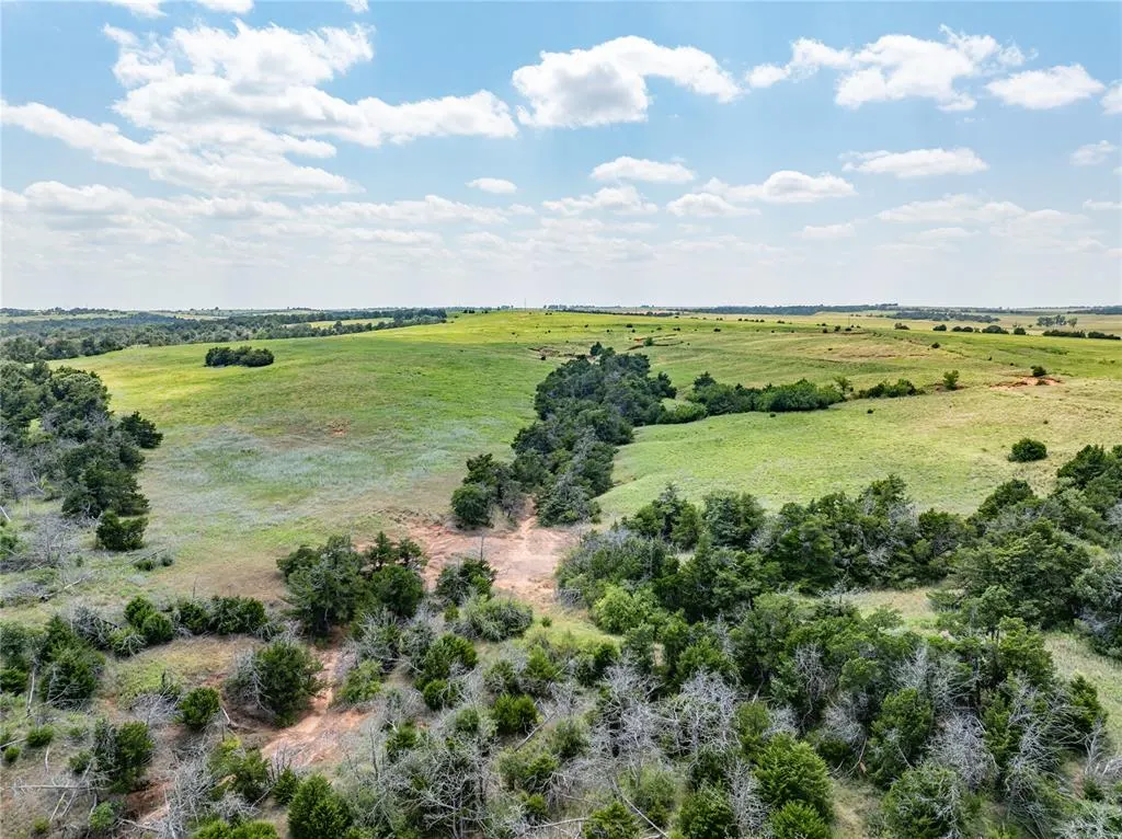 Photo 25 — 12199 county street 2570 Street, Lookeba, OK 73053