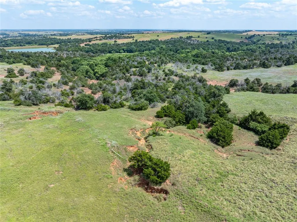 Photo 32 — 12199 county street 2570 Street, Lookeba, OK 73053