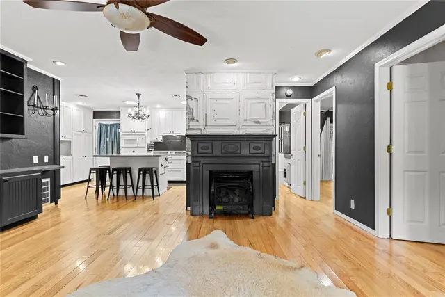 Photo 5 — 905 Prairie Chief Avenue, Clinton, OK 73601