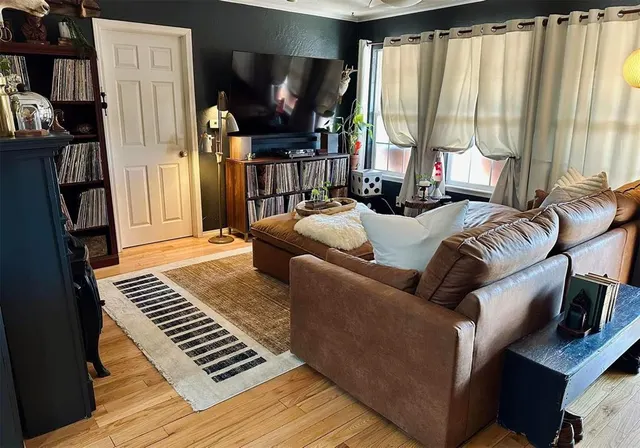 Photo 6 — 905 Prairie Chief Avenue, Clinton, OK 73601