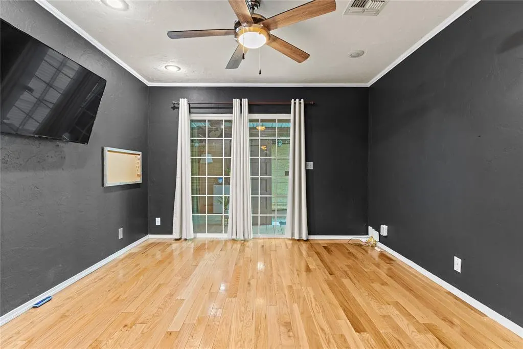 Photo 17 — 905 Prairie Chief Avenue, Clinton, OK 73601