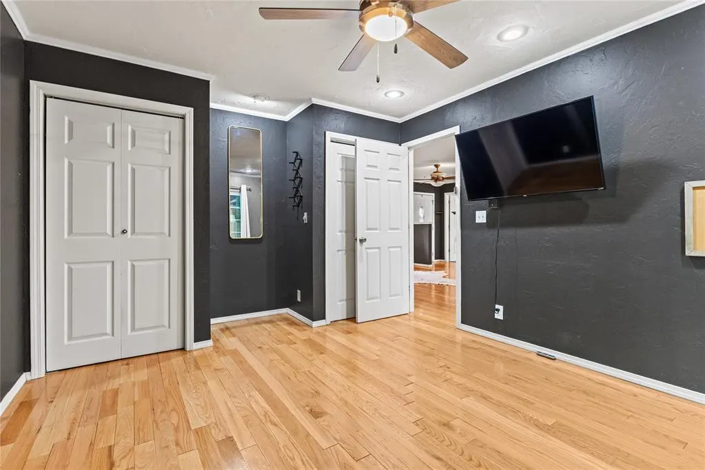 Photo 19 — 905 Prairie Chief Avenue, Clinton, OK 73601