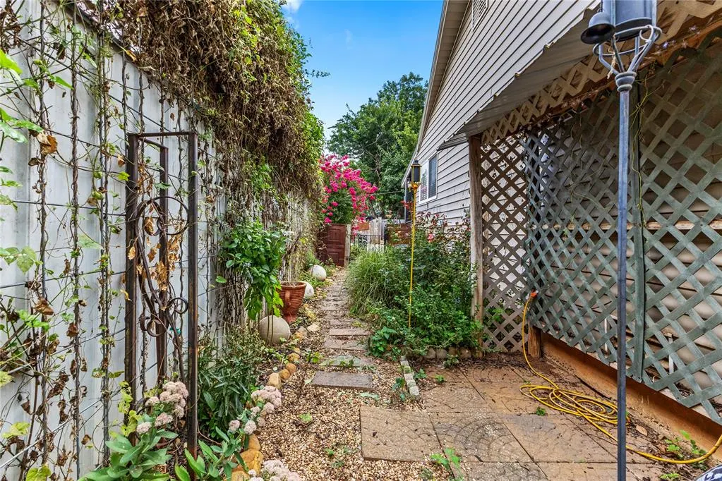 Photo 27 — 905 Prairie Chief Avenue, Clinton, OK 73601