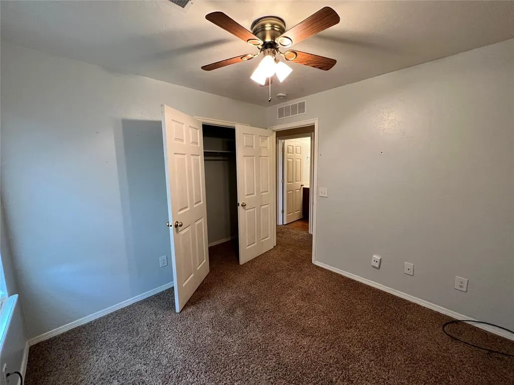 Photo 15 — 813 NE 85th Street, Oklahoma City, OK 73114