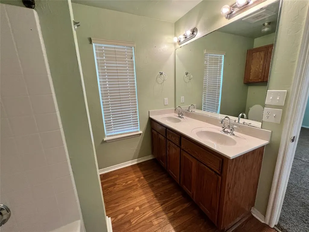 Photo 19 — 813 NE 85th Street, Oklahoma City, OK 73114