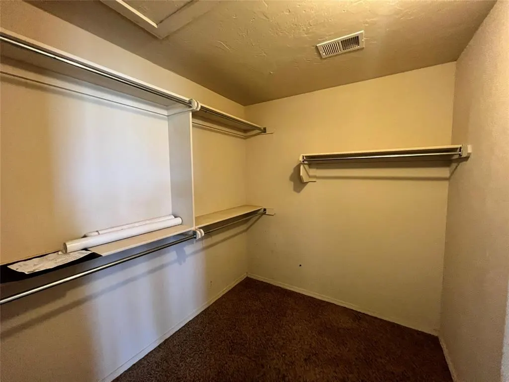 Photo 20 — 813 NE 85th Street, Oklahoma City, OK 73114