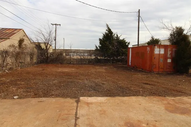 Photo 7 — 1101 SE 26th Street, Oklahoma City, OK 73129