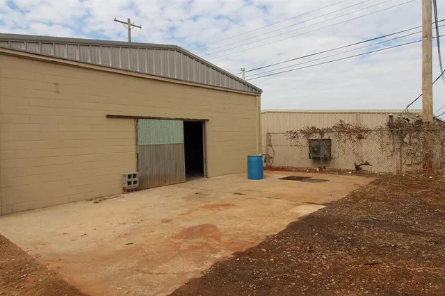 Photo 8 — 1101 SE 26th Street, Oklahoma City, OK 73129