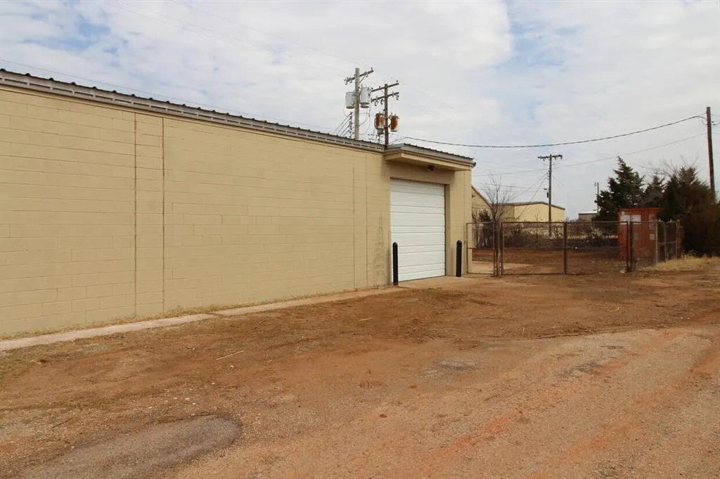 Photo 11 — 1101 SE 26th Street, Oklahoma City, OK 73129