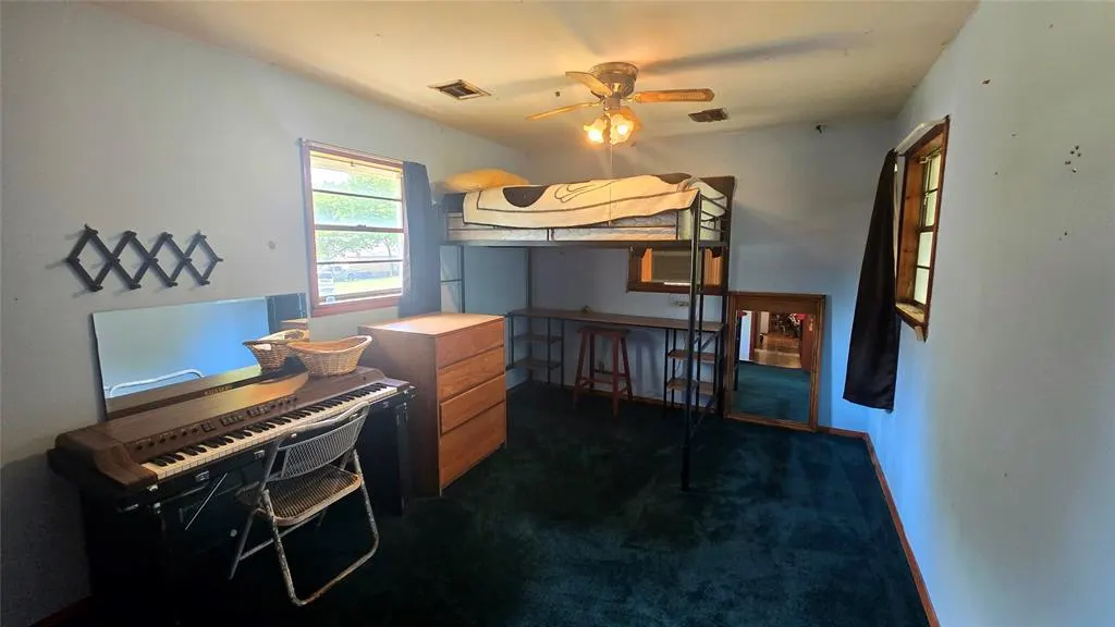 Photo 14 — 701 Johnson Street, Meeker, OK 74855
