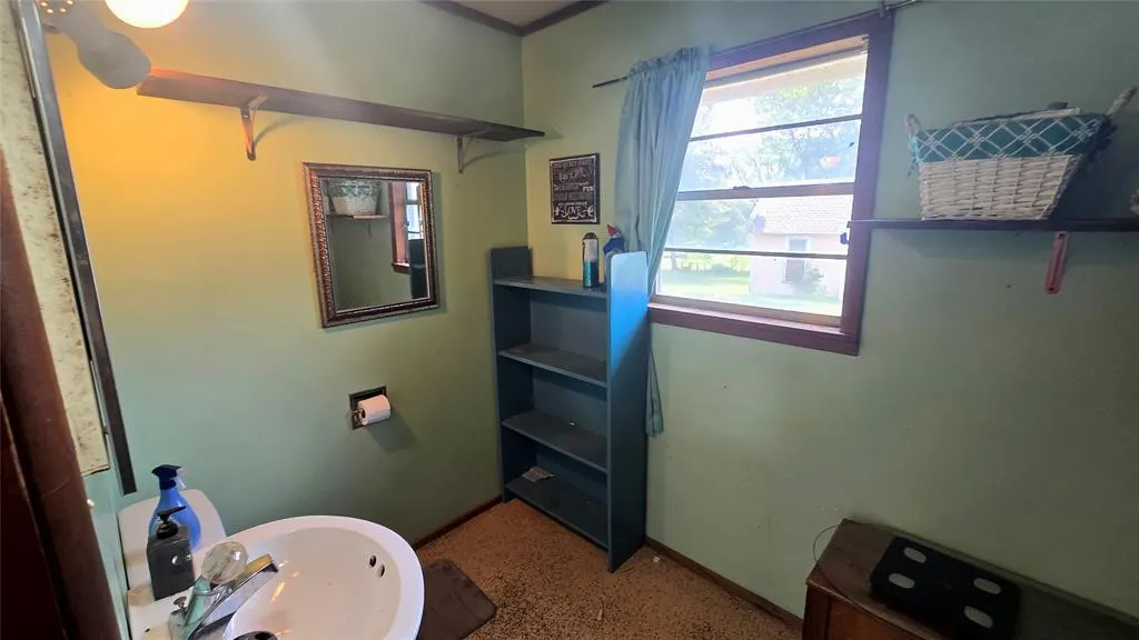 Photo 17 — 701 Johnson Street, Meeker, OK 74855