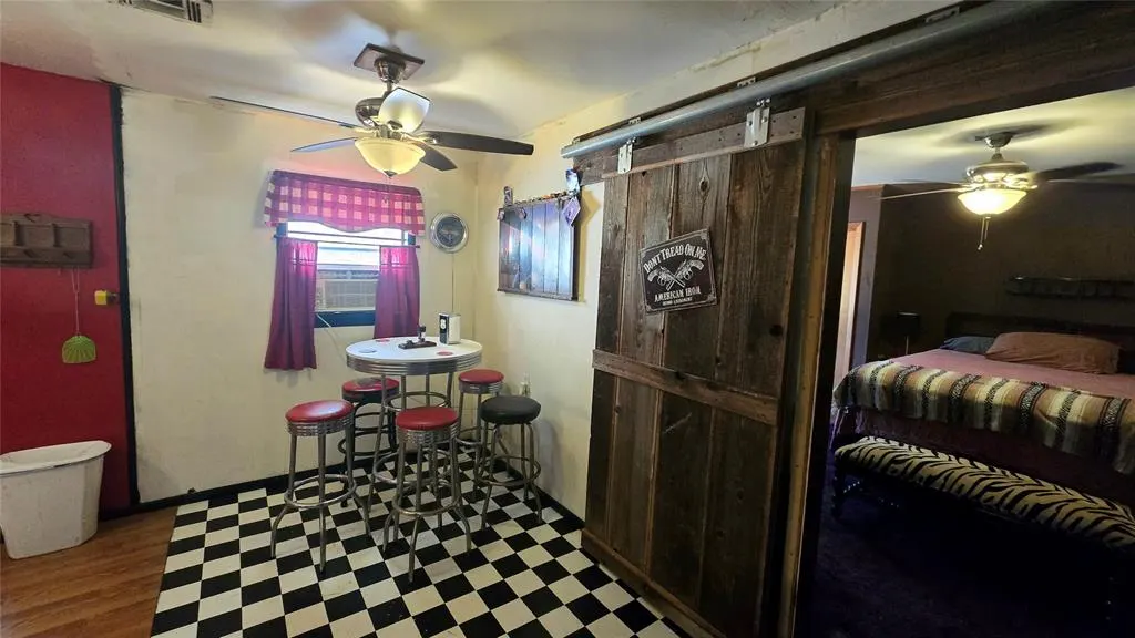 Photo 23 — 701 Johnson Street, Meeker, OK 74855