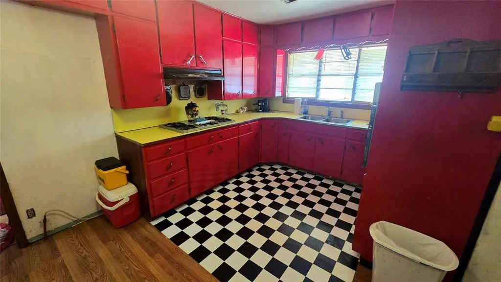 Photo 26 — 701 Johnson Street, Meeker, OK 74855