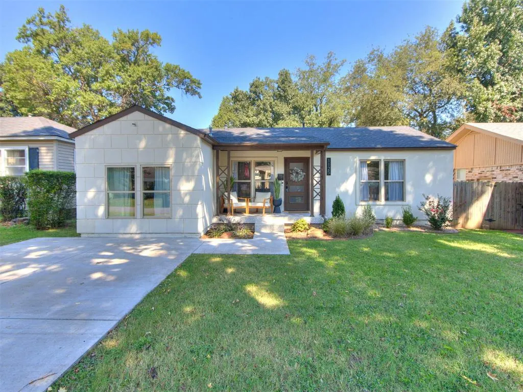 Photo 3 — 1125 W Apache Street, Norman, OK 73069
