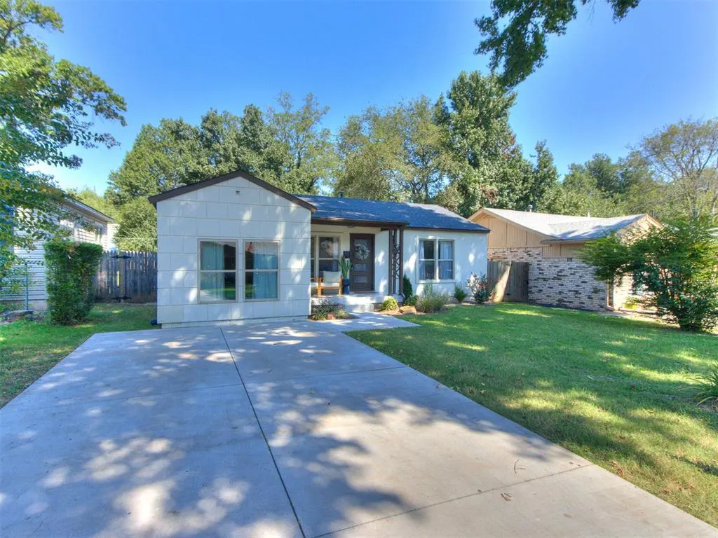 Photo 5 — 1125 W Apache Street, Norman, OK 73069
